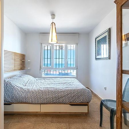 Beachfront Bliss: Apartamento A Pie De Playa Alicante Eksteriør billede