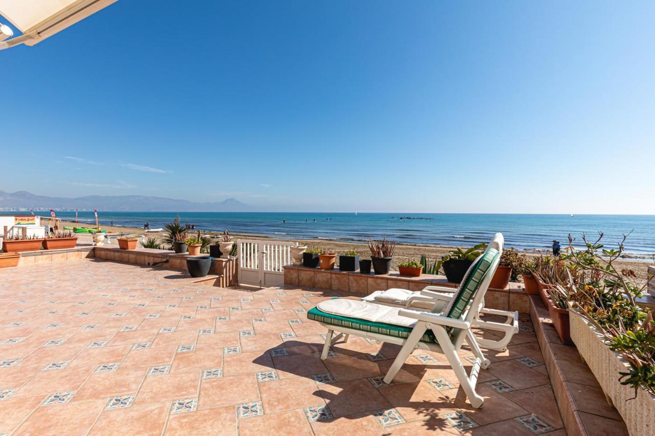 Beachfront Bliss: Apartamento A Pie De Playa Alicante Eksteriør billede