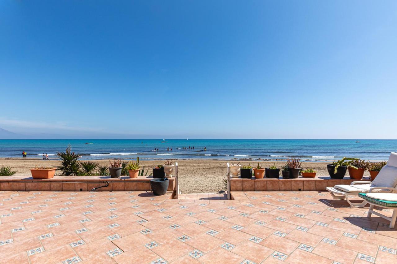 Beachfront Bliss: Apartamento A Pie De Playa Alicante Eksteriør billede