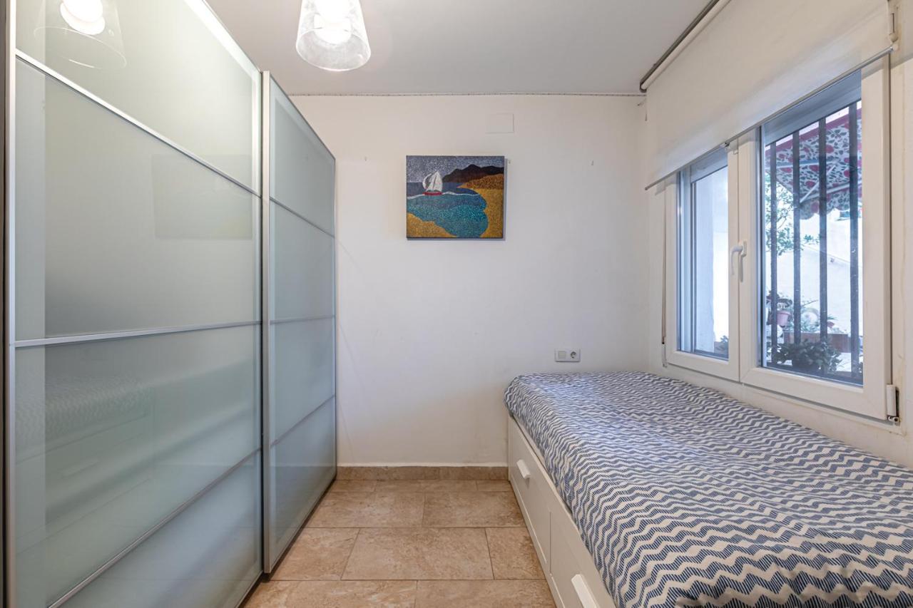 Beachfront Bliss: Apartamento A Pie De Playa Alicante Eksteriør billede