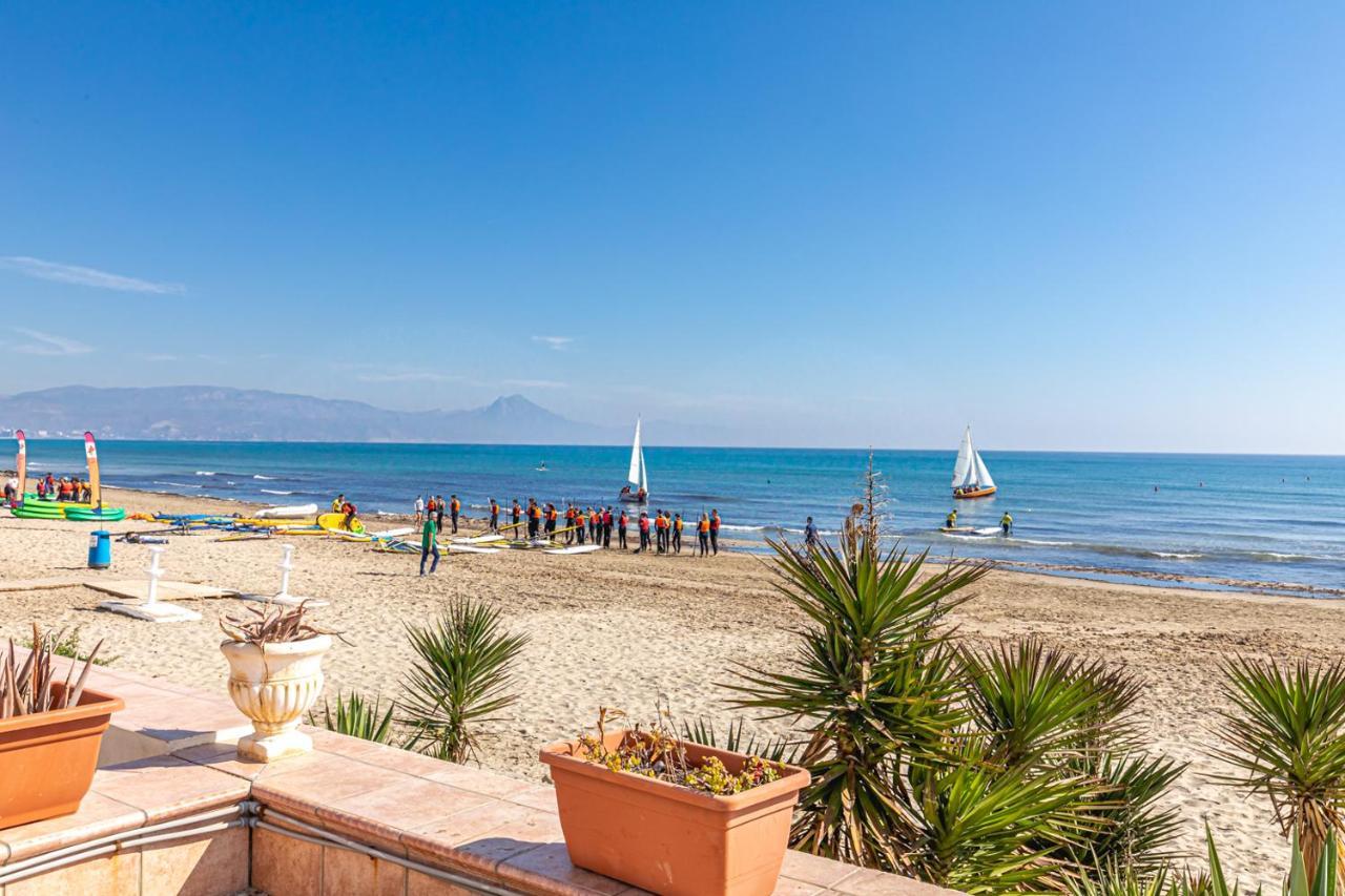 Beachfront Bliss: Apartamento A Pie De Playa Alicante Eksteriør billede
