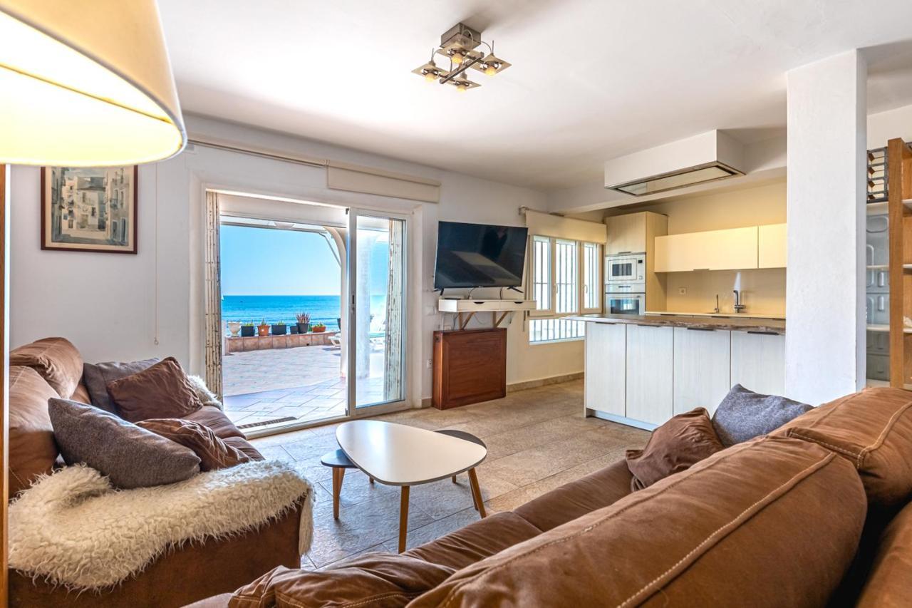 Beachfront Bliss: Apartamento A Pie De Playa Alicante Eksteriør billede