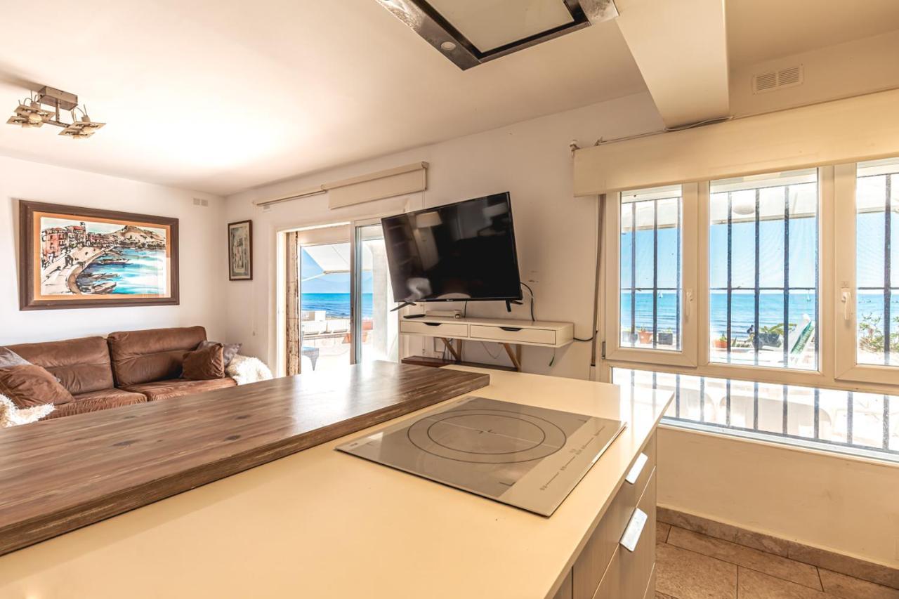 Beachfront Bliss: Apartamento A Pie De Playa Alicante Eksteriør billede